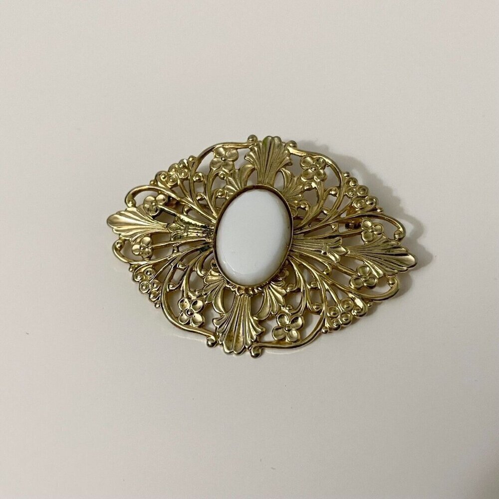 Vintage Filigree Brooch White Stone Unmarked Pin